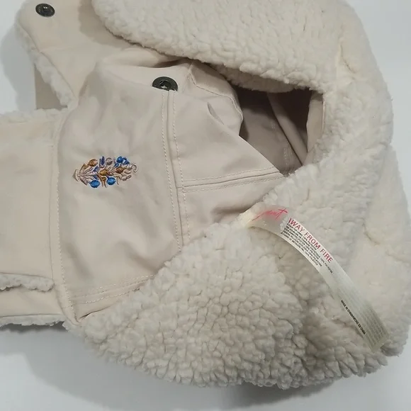Free People Cream Shearling Hat - Picture 6 of 7